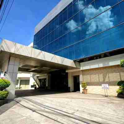 L'Fisher Hotel Bacolod Hotel Exterior