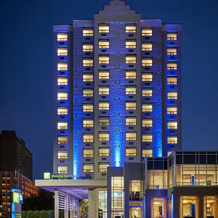 Holiday Inn Express WINDSOR WATERFRONT by IHG