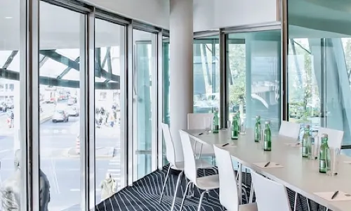 Dancing House - Tančící dům Hotel