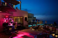 Giannoulis - Grand Bay Beach Resort (Exclusive Adults Only) - bar