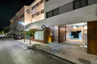 N1 Hostel Apartments and Suites Hotel a 