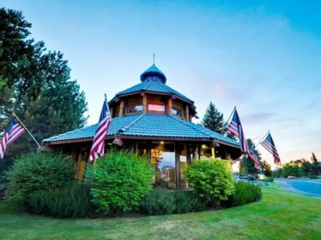 Shilo Inn Suites Hotel - Bend Отели рядом с достопримечательностью «Парк штата Тамало»