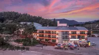 Buan Happy Tree Family Hotel Gosapo Pension Building