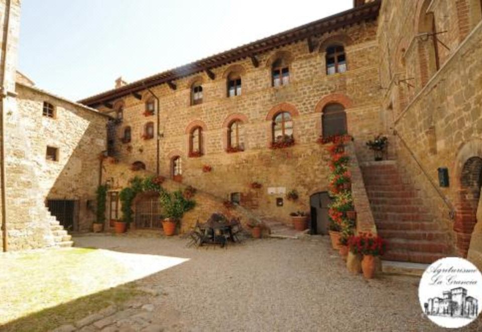 Agriturismo Castello La Grancia di Spedaletto, Pienza Latest Price &  Reviews of Global Hotels 2023 | Trip.com