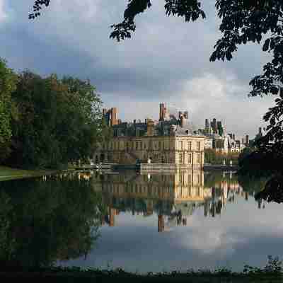 Aigle Noir Fontainebleau MGallery Hotel Exterior