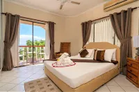 Carana Hilltop Villa Hotels in Glacis