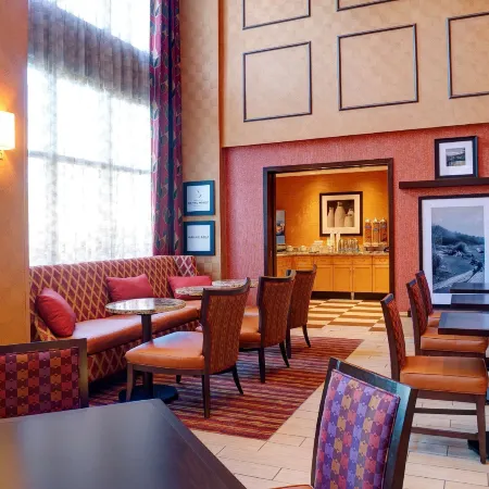 Hampton Inn & Suites by Hilton Langley-Surrey