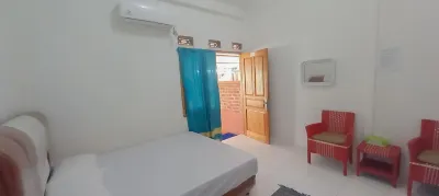 AA BUNGSU Syariah Balekambang Ciletuh Sukabumi RedPartner Hotel dekat Puncak Darma Geopark