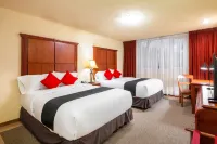 Howard Johnson by Wyndham Toluca Hotels near San Miguel