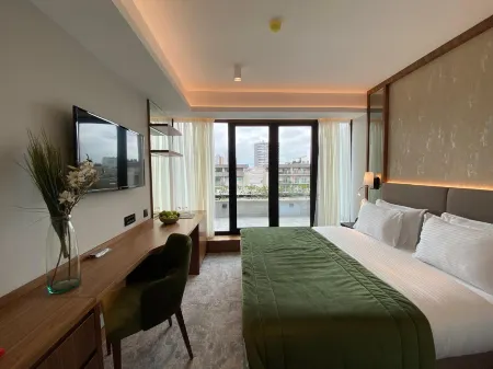 Central Point hotel