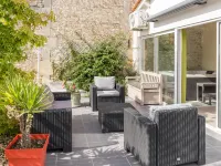 Logis Hôtel l'Oliveraie Hotels in Chateaubernard