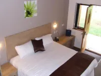 Calderfields Golf & Country Club Hotels in Волселл