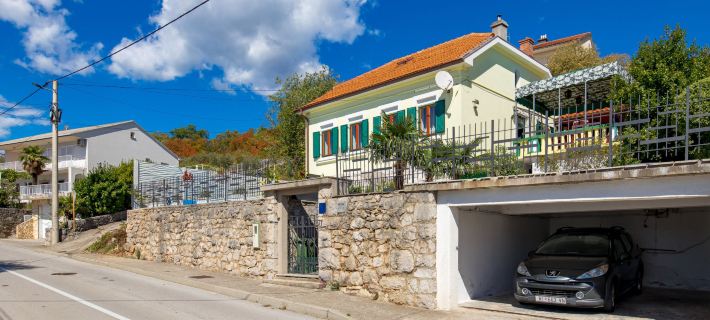 Petra Hotels in Dramalj