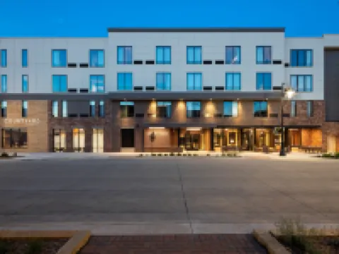 Courtyard Owatonna Downtown Hotel di Owatonna