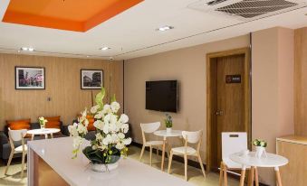7 Days Inn (Zhongshan Ancient Town) - Housity