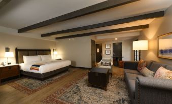 Estancia del Norte San Antonio, Tapestry Collection by Hilton