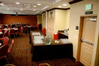 Hampton Inn & Suites Folsom - breakfast