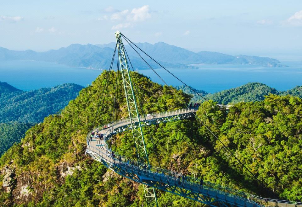 2. 빌라 아바디 리..