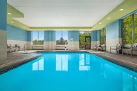 Holiday Inn Express & Suites Akron Regional Airport Area Hotels in Portage Lakes