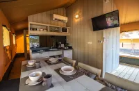 Arena One 99 Glamping - Haustierfreundliche