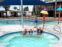 Moruya Holiday Park - ที่มีสระว่ายน้ำ