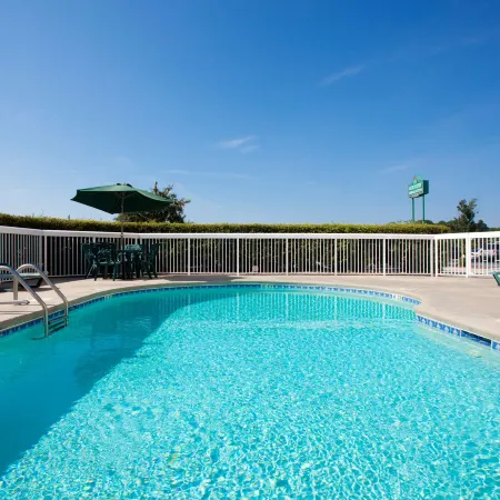Country Inn & Suites by Radisson, Goldsboro, NC