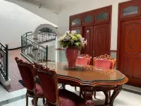 RedDoorz Syariah @ Karang Pilang