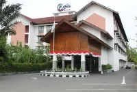 Azana Oasis Hotel Aceh - 3 estrellas