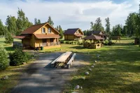 Ozernyij Bereg Hotel Hotel dekat Drive Park Ladoga