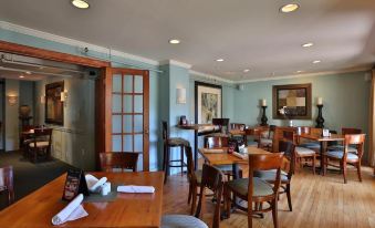 The Kennebunk Inn