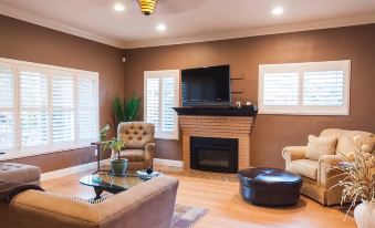 Sweet Retreat - Housity
