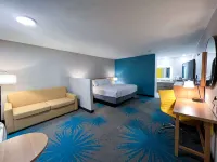 Days Inn & Suites by Wyndham Santa Rosa فنادق في 