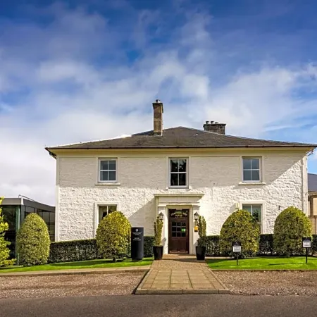 Macdonald Crutherland House