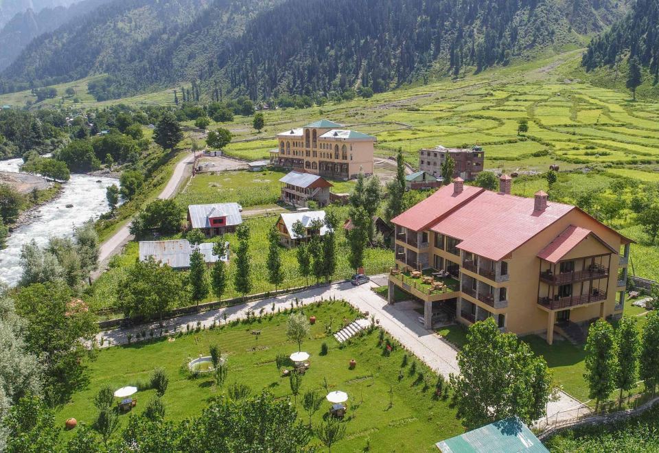 hotel overview picture