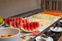 Hotel Laghetto Estação - sarapan