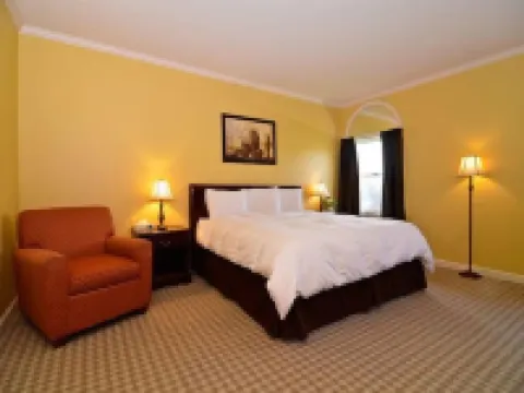 Inn at Mountainview Hotels in Unity Township