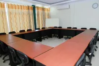 OYO 1559 Pondok Garuda Guest House Hôtels à : South Palu