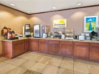 Days Inn by Wyndham Bernalillo - breakfast
