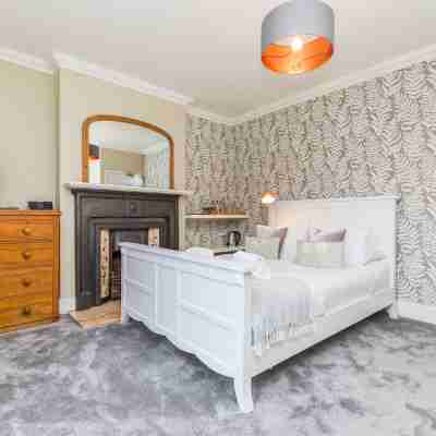 Morleys Bistro | by Huluki Sussex Stays Rooms