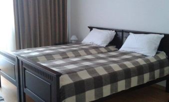Pensiunea Casa Bunicului - Housity