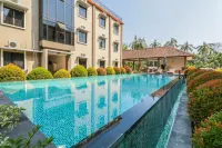 Grand Senggigi Hotel - Pools