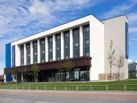 Travelodge Darlington - parking