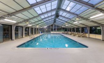 Baymont by Wyndham White Plains - Elmsford