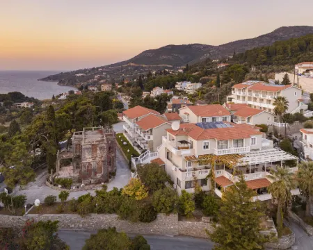 Ino Hotel & Suites Hotels in Vathi