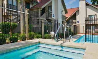 MainStay Suites Springfield South - Battlefield Rd