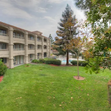 Good Nite Inn Fremont