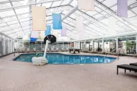 Clarion Hotel & Conference Centre - Pools