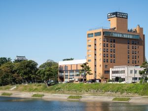 Okazaki New Grand Hotel