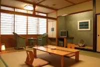 Matsunoyama Onsen Shirakawaya Hotels in Tokamachi