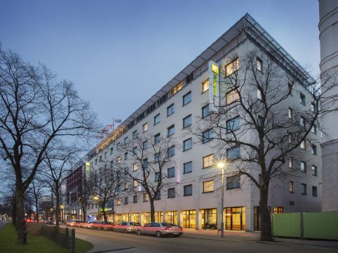 Holiday Inn Express BERLIN CITY CENTRE by IHG